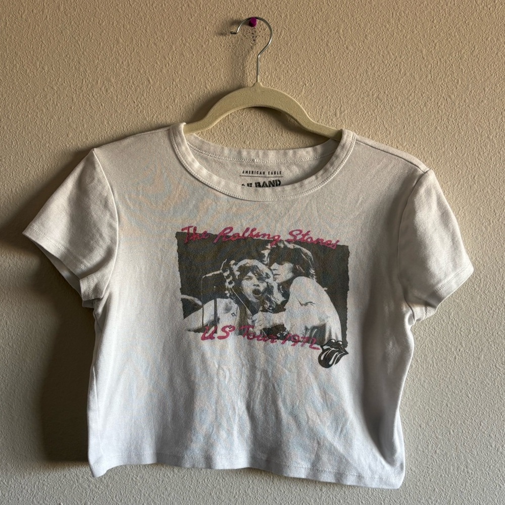 American Eagle Baby Tee Band T-Shirt Women’s Large Rolling Stones White Graphic